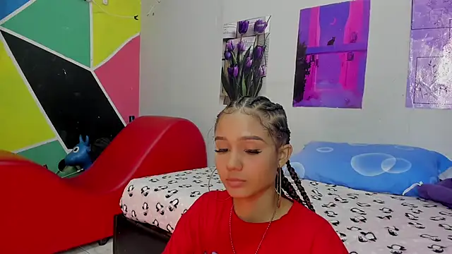 MarianaManzur online show from 15, 3, 2025