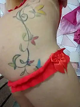 Snapshot of jessy905 chatting on 19, 10, 2025 jessy905 online show from 19, 10, 2025