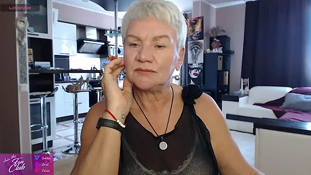 Snapshot of roxana_brooks chatting on 20, 6, 2026 roxana brooks online show from 20, 6, 2026