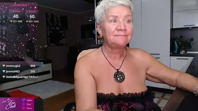 Snapshot of roxana_brooks chatting on 19, 7, 2026 roxana brooks online show from 19, 7, 2026