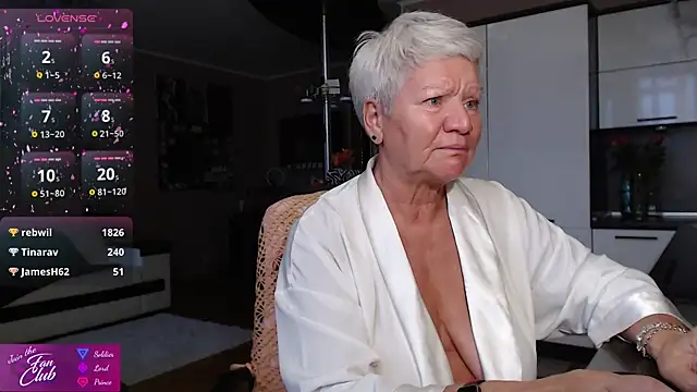 Snapshot of roxana_brooks chatting on 30, 7, 2026 roxana brooks online show from 30, 7, 2026
