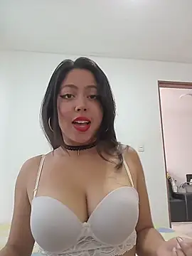 leah passion online show from 17, 5, 2026