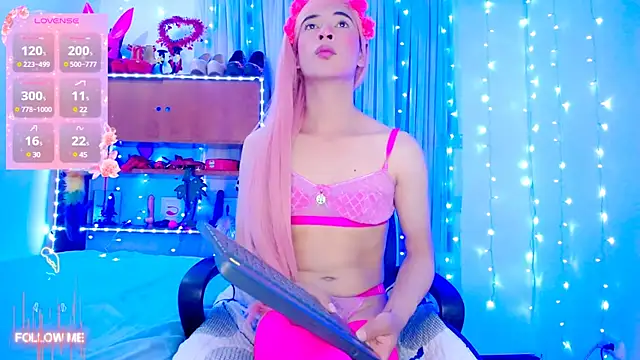 Snapshot of Aleexx___ chatting on 14, 2, 2025 Aleexx online show from 14, 2, 2025