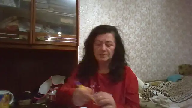 GypsiQueen2 online show from 13, 10, 2025