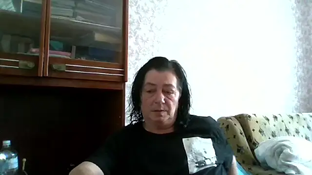 Snapshot of GypsiQueen2 chatting on 30, 6, 2026 GypsiQueen2 online show from 30, 6, 2026