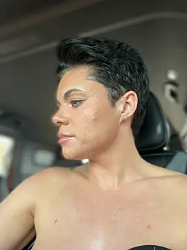 Snapshot of LukeLouHarvey chatting on 3, 2, 2026 LukeLouHarvey online show from 3, 2, 2026