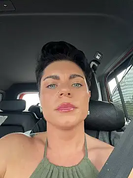 Snapshot of LukeLouHarvey chatting on 19, 2, 2026 LukeLouHarvey online show from 19, 2, 2026