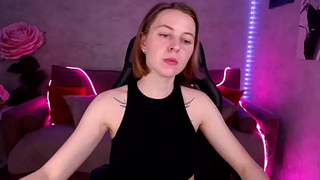 tiffany  burn online show from 20, 1, 2025