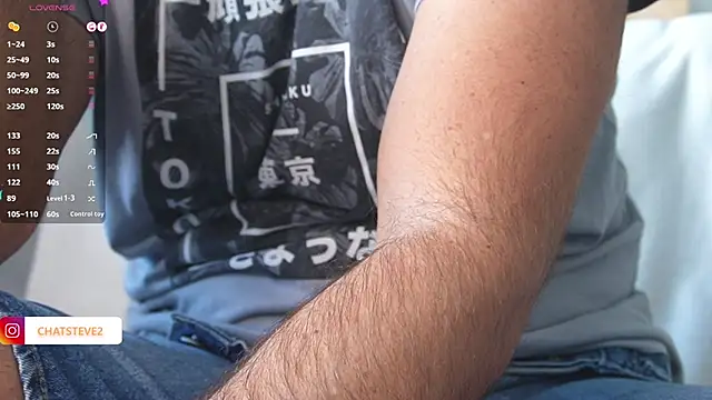 Snapshot of _MrPrecum_ chatting on 16, 12, 2025 MrPrecum online show from 16, 12, 2025