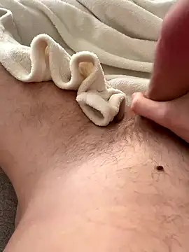 Snapshot of Young_Couple20 chatting on 12, 11, 2025 Young Couple20 online show from 12, 11, 2025