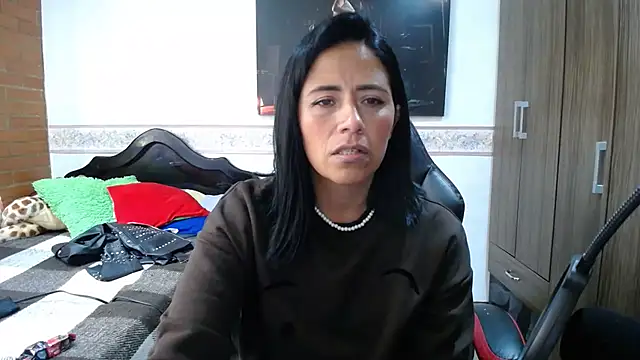 sharoon cheerry online show from 20, 4, 2026