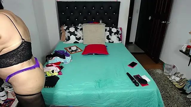 Snapshot of mature_bigboobs10 chatting on 14, 12, 2025 mature bigboobs10 online show from 14, 12, 2025