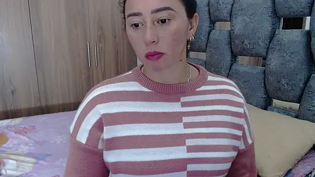 Snapshot of sara_hott_1 chatting on 18, 1, 2025 sara hott 1 online show from 18, 1, 2025