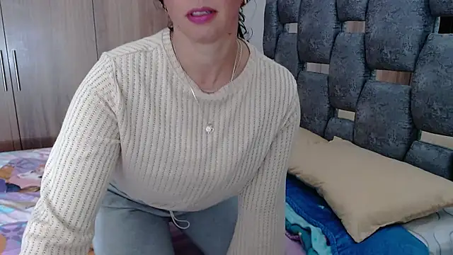 Snapshot of sara_hott_1 chatting on 26, 1, 2025 sara hott 1 online show from 26, 1, 2025