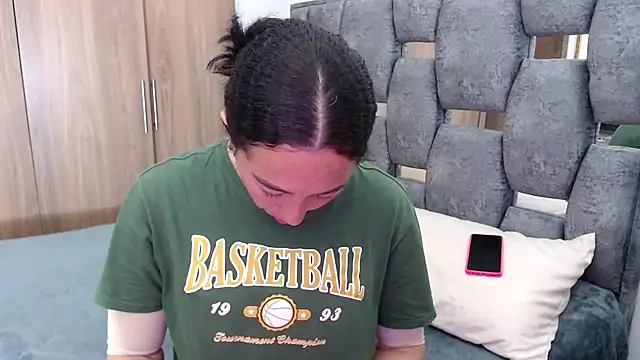 Snapshot of sara_hott_1 chatting on 26, 2, 2025 sara hott 1 online show from 26, 2, 2025