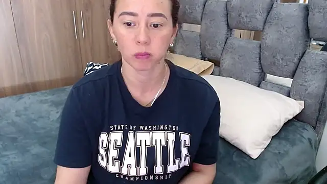 Snapshot of sara_hott_1 chatting on 13, 3, 2025 sara hott 1 online show from 13, 3, 2025