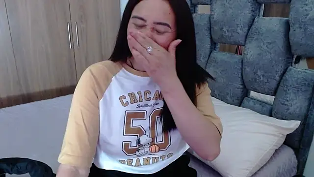 Snapshot of sara_hott_1 chatting on 21, 3, 2025 sara hott 1 online show from 21, 3, 2025