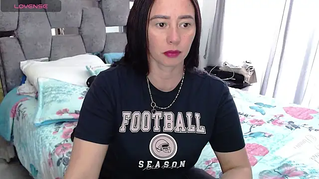 Snapshot of sara_hott_1 chatting on 1, 10, 2025 sara hott 1 online show from 1, 10, 2025