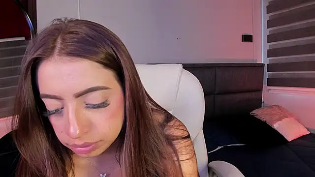 MERIDA TAYLOR online show from 13, 1, 2025
