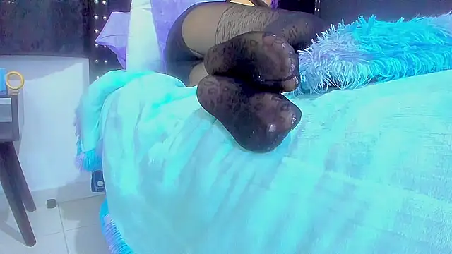 amareto queen online show from 31, 10, 2025