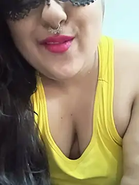 Snapshot of AgniPriya chatting on 4, 8, 2026 AgniPriya online show from 4, 8, 2026