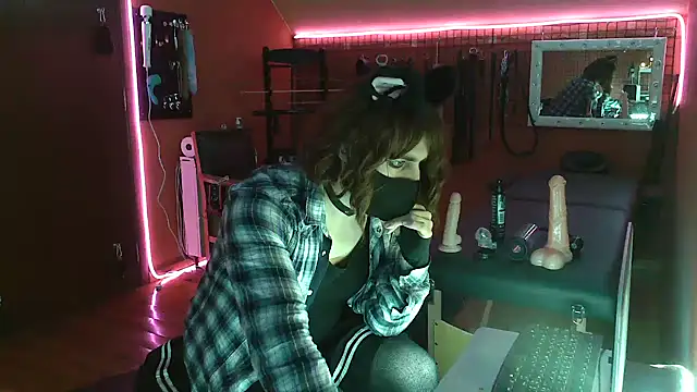 Ginny-the-bdsm-nympho online show from 23, 12, 2024