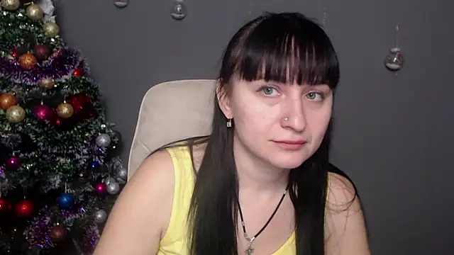 NinaFlawlees online show from 15, 12, 2025