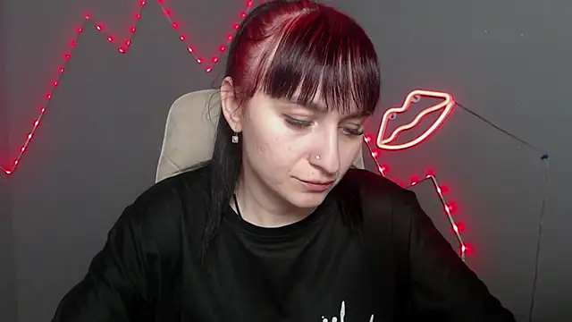 Snapshot of NinaFlawlees chatting on 7, 3, 2026 NinaFlawlees online show from 7, 3, 2026