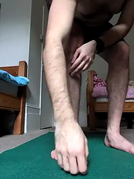 Snapshot of TheLoneWolf4 chatting on 17, 12, 2025 TheLoneWolf4 online show from 17, 12, 2025