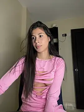 Snapshot of alia_bashar chatting on 25, 1, 2025 alia bashar online show from 25, 1, 2025