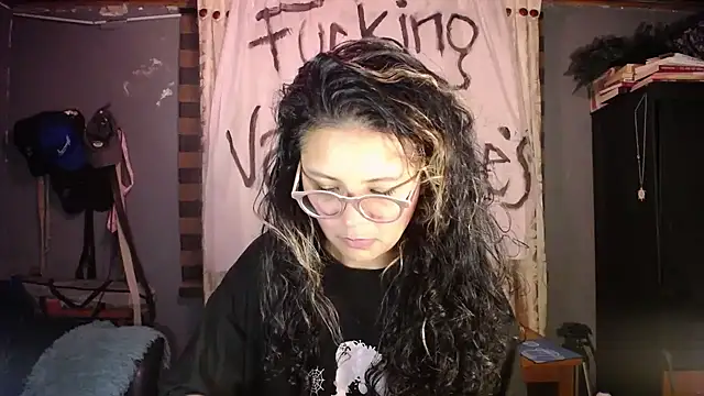 Hathorlove online show from 12, 2, 2026