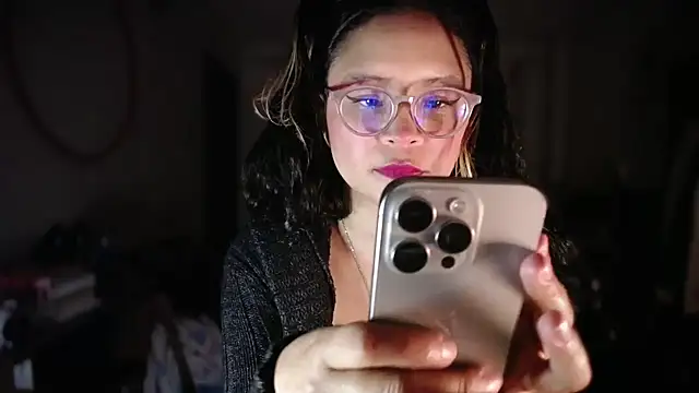 Hathorlove online show from 9, 4, 2026