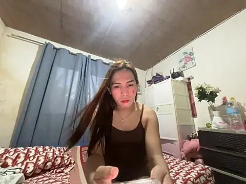 Snapshot of Msyensmith chatting on 21, 5, 2026 Msyensmith online show from 21, 5, 2026