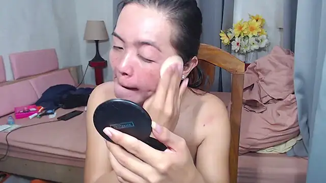 Snapshot of yournewgirldiana chatting on 15, 9, 2025 yournewgirldiana online show from 15, 9, 2025