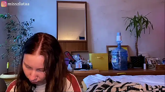 Snapshot of elfess chatting on 6, 11, 2025 elfess online show from 6, 11, 2025