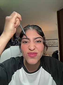 Gaby zahir  online show from 12, 12, 2024