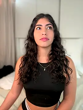 Gaby zahir  online show from 6, 10, 2025