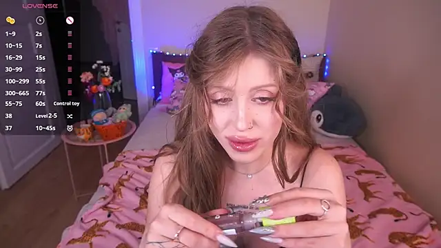 Snapshot of PenellopaRaw chatting on 10, 10, 2025 PenellopaRaw online show from 10, 10, 2025