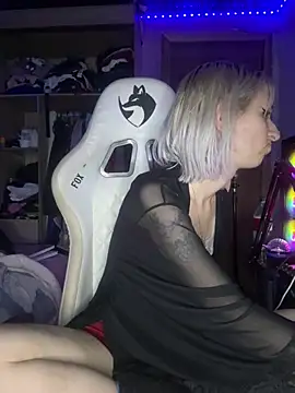 bunnydark00 online show from 22, 5, 2026