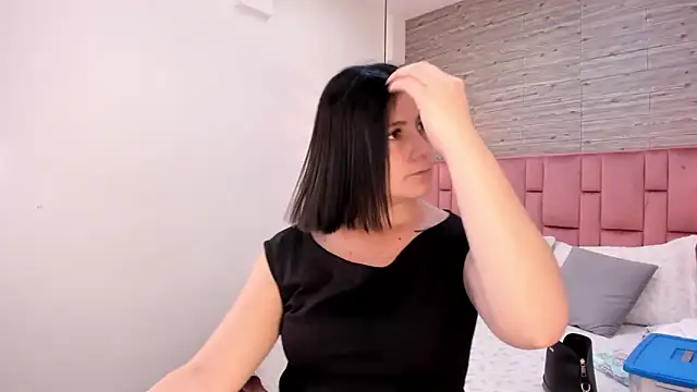 SarahDeyvis online show from 11, 3, 2025