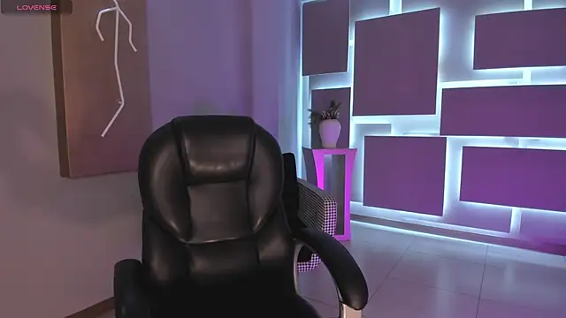 EveBensonX online show from 20, 12, 2025