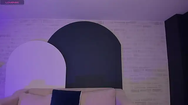 EveBensonX online show from 24, 3, 2026