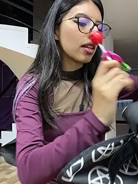 Snapshot of NanaRott chatting on 14, 2, 2026 NanaRott online show from 14, 2, 2026