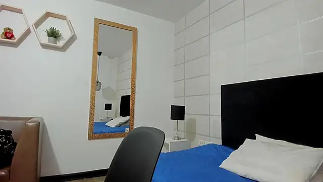 Snapshot of NanaRott chatting on 18, 2, 2026 NanaRott online show from 18, 2, 2026