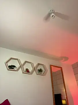 Snapshot of NanaRott chatting on 24, 2, 2026 NanaRott online show from 24, 2, 2026