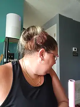 Snapshot of SexyNikki6969 chatting on 19, 10, 2025 SexyNikki6969 online show from 19, 10, 2025