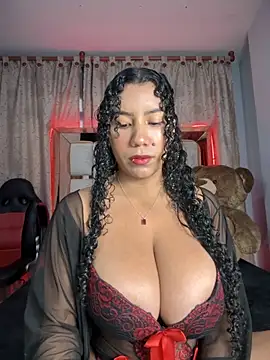 Snapshot of serena_willow chatting on 5, 11, 2025 serena willow online show from 5, 11, 2025