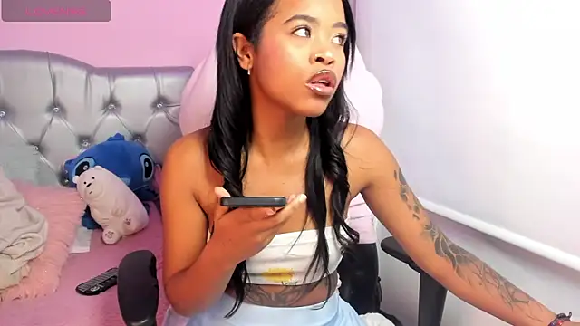 Mia damm online show from 7, 11, 2025