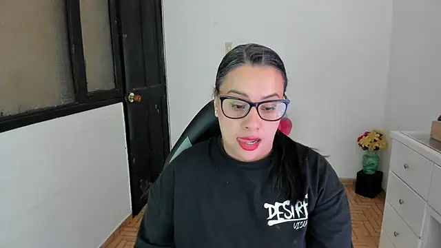 smile sweetpao online show from 17, 10, 2025