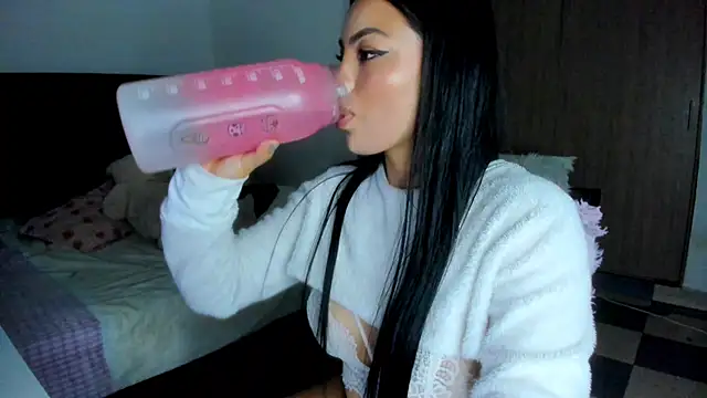 Snapshot of Daddysweeeetbody chatting on 24, 12, 2024 Daddysweeeetbody online show from 24, 12, 2024